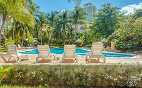 Deluxe Suites At Villas Tropical In Zona Hotelera